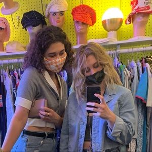 Meet your Posher, Alise